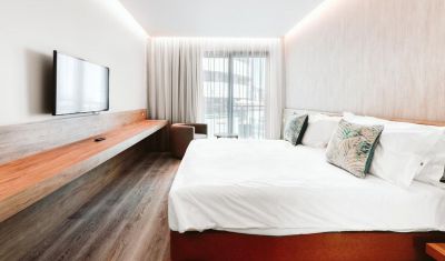 Imagine pentru Hotel Vila Baleira Funchal 4* valabile pentru Litoral 2025