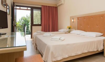 Imagine pentru Hotel Villa Natassa 2*  valabile pentru Litoral 2025