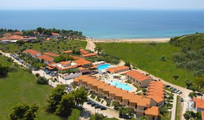 Imagine pentru Hotel Village Mare 4* valabile pentru Litoral 2025