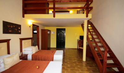 Imagine pentru Hotel Village Mare 4* valabile pentru Litoral 2025