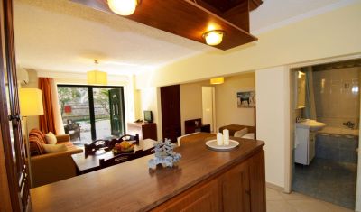 Imagine pentru Hotel Village Mare 4* valabile pentru Litoral 2025
