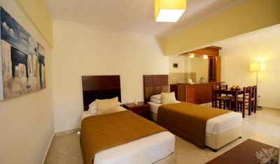 Imagine pentru Hotel Village Mare 4* valabile pentru Litoral 2025