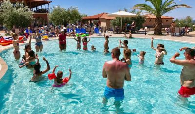 Imagine pentru Hotel Village Mare 4* valabile pentru Litoral 2025
