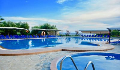 Imagine pentru Hotel Village Mare 4* valabile pentru Litoral 2025