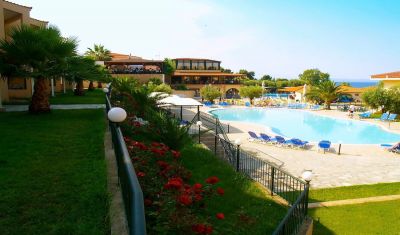 Imagine pentru Hotel Village Mare 4* valabile pentru Litoral 2025