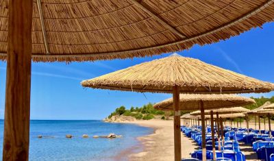 Imagine pentru Hotel Village Mare 4* valabile pentru Litoral 2025