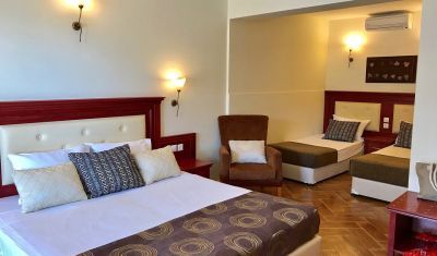 Imagine pentru Hotel Village Mare 4* valabile pentru Litoral 2025