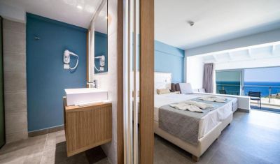 Imagine pentru Hotel & Village Panorama 4*  valabile pentru Litoral 2025