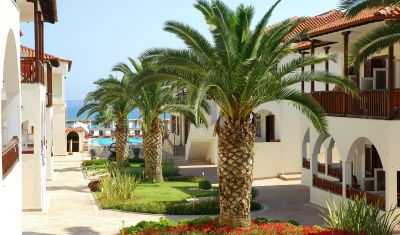 Imagine pentru Hotel Xenios Possidi Paradise 4*  valabile pentru Litoral 2025