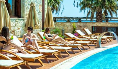 Imagine pentru Hotel Xenios Possidi Paradise 4*  valabile pentru Litoral 2025