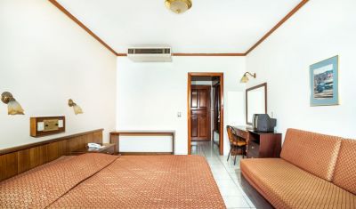 Imagine pentru Hotel Xenios Theoxenia 4*  valabile pentru Litoral 2025