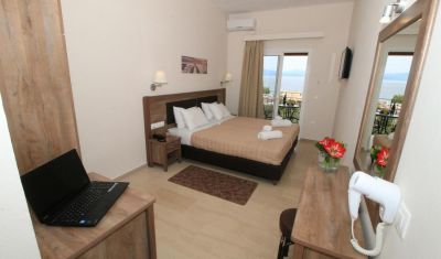 Imagine pentru Hotel Yannis Corfu 3* valabile pentru Litoral 2025