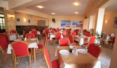 Imagine pentru Hotel Yannis Corfu 3* valabile pentru Litoral 2025