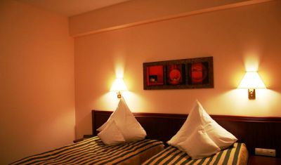 Imagine pentru Hotel Zan 4* - Mic dejun + Masa Festiva Craciun valabile pentru Litoral 2025