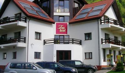 Imagine pentru Hotel Zan 4* - Mic dejun + Masa Festiva Craciun valabile pentru Litoral 2025