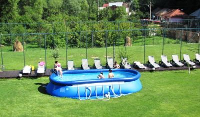 Imagine pentru Hotel Zan 4* - Mic dejun + Masa Festiva Craciun valabile pentru Litoral 2025