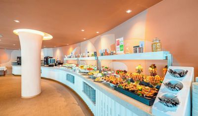 Imagine pentru Hotel Zenith 4* valabile pentru Litoral 2025