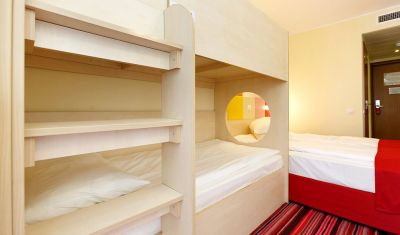 Imagine pentru Hotel Zenith Conference & Spa 4* valabile pentru Litoral 2025