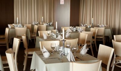 Imagine pentru Hotel Zenith Conference & Spa 4* valabile pentru Litoral 2025
