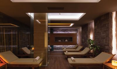 Imagine pentru Kempinski Hotel The Dome 5* valabile pentru Litoral 2025