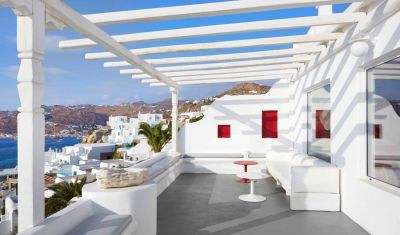 Imagine pentru Kouros Hotel & Suites 5* valabile pentru Litoral 2025