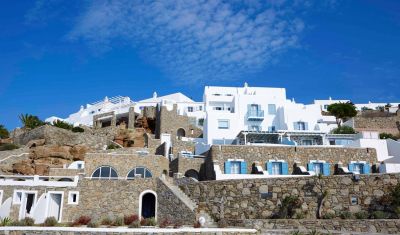 Imagine pentru Kouros Hotel & Suites 5* valabile pentru Litoral 2025
