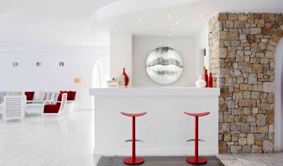 Imagine pentru Kouros Hotel & Suites 5* valabile pentru Litoral 2025