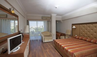 Imagine pentru Laur Hotels Experience & Elegance 5* (fost Didim Beach Resort) valabile pentru Litoral 2025