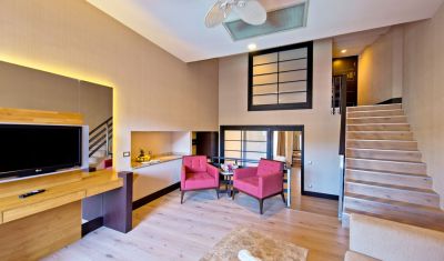 Imagine pentru Limak Lara De Luxe Hotel & Resort 5* valabile pentru Litoral 2025