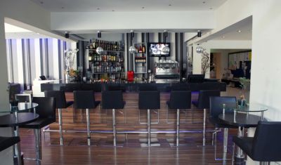 Imagine pentru Livadhiotis City Hotel 3* valabile pentru Litoral 2025