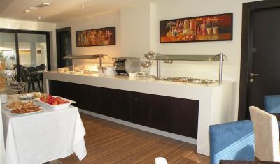 Imagine pentru Livadhiotis City Hotel 3* valabile pentru Litoral 2025