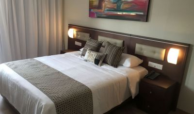 Imagine pentru Livadhiotis City Hotel 3* valabile pentru Litoral 2025