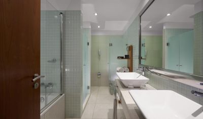 Imagine pentru Madeira Insula Florilor 5* valabile pentru Litoral 2025