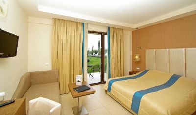 Imagine pentru Mediterranean Village Hotel & Spa 5* valabile pentru Litoral 2025