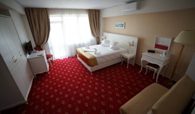 Imagine pentru MSR Port Hotel 4* valabile pentru Litoral 2025
