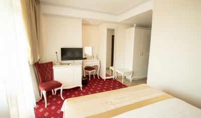 Imagine pentru MSR Port Hotel 4* valabile pentru Litoral 2025
