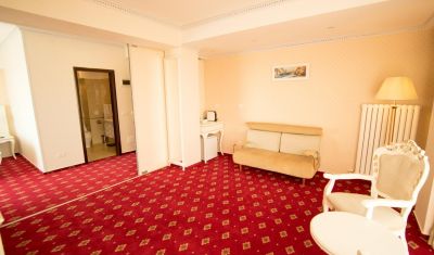 Imagine pentru MSR Port Hotel 4* valabile pentru Litoral 2025