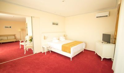Imagine pentru MSR Port Hotel 4* valabile pentru Litoral 2025