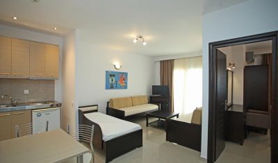 Imagine pentru Naias Beach Hotel 3* valabile pentru Litoral 2025
