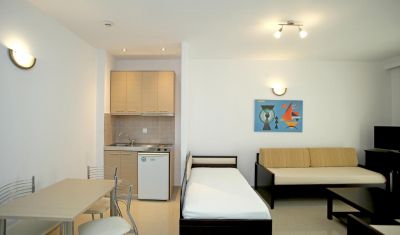Imagine pentru Naias Beach Hotel 3* valabile pentru Litoral 2025