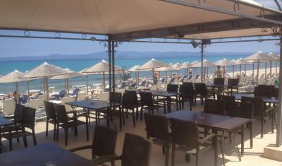 Imagine pentru Naias Beach Hotel 3* valabile pentru Litoral 2025
