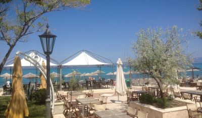 Imagine pentru Naias Beach Hotel 3* valabile pentru Litoral 2025