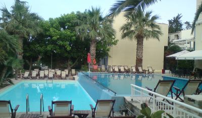 Imagine pentru Naias Beach Hotel 3* valabile pentru Litoral 2025