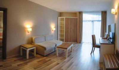 Imagine pentru Park Hotel Odessos 2*  valabile pentru Litoral 2025