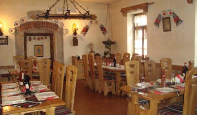 Imagine pentru Pensiunea Casa Iurca de Calinesti 4* - Demipensiune + Masa Festiva Craciun valabile pentru Litoral 2025