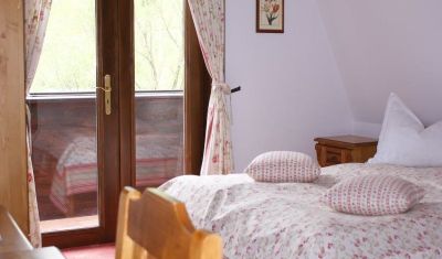 Imagine pentru Pensiunea Casa Motului 4* - Demipensiune + Masa Festiva Craciun valabile pentru Litoral 2025