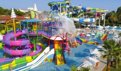 Imagine pentru Queens Park Rai Premium Tekirova 5*  valabile pentru Litoral 2025