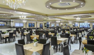 Imagine pentru Riverside Garden Resort 4* valabile pentru Litoral 2025
