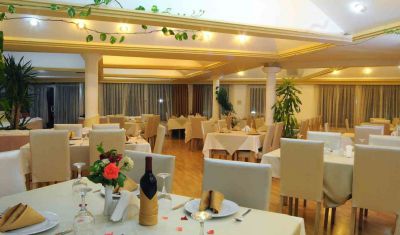 Imagine pentru Riverside Garden Resort 4* valabile pentru Litoral 2025