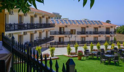 Imagine pentru Riverside Garden Resort 4* valabile pentru Litoral 2025